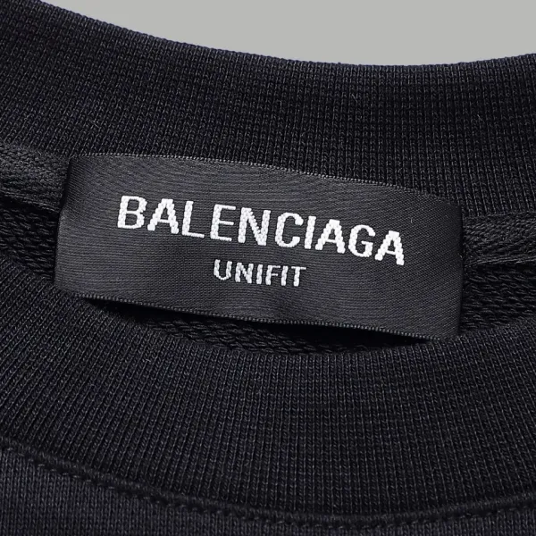 【2026】【BALENCIAGA  公式旗艦店】バレンシアガ  丸首の衛衣 スウェットご好評に付き再入荷！