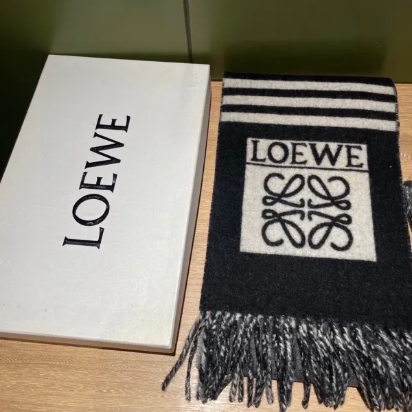 【2026】【LOEWE ロエベ】スカーフ20*200CM 【2026】【LOEWE ロエベ】スカーフ20*200CM