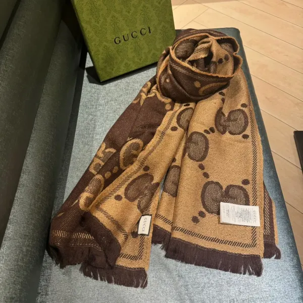 【2026】【GUCCI グッチ】スカーフ45*195CM 【2026】【GUCCI グッチ】スカーフ45*195CM