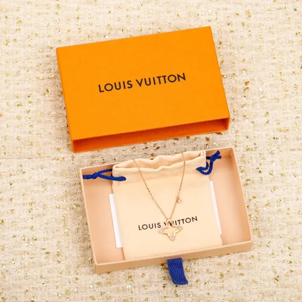 【2026】LV(LOUIS VUITTON)ネックレス、新しいネックレス万能シンプルファッションオーナメント 【2026】LV(LOUIS VUITTON)ネックレス、新しいネックレス万能シンプルファッションオーナメント