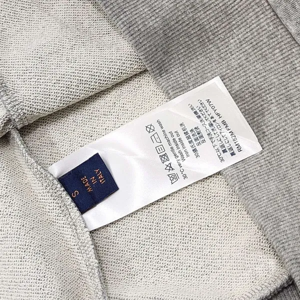【2026】LV スウェット 【Louis Vuitton公式 旗艦店】ルイヴィトン 男女兼用、ご好評に付き再入荷! 【2026】LV スウェット 【Louis Vuitton公式 旗艦店】ルイヴィトン 男女兼用、ご好評に付き再入荷!