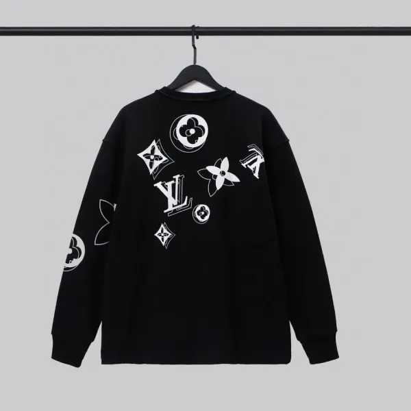 【2026】LV スウェット 【Louis Vuitton旗艦店】男女兼用 ご好評に付き再入荷!! 【2026】LV スウェット 【Louis Vuitton旗艦店】男女兼用 ご好評に付き再入荷!!