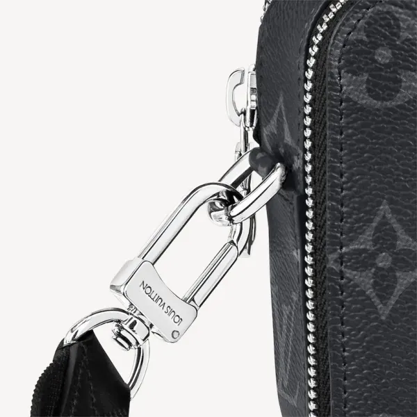 【2026】LV 【入手困難】Louis Vuitton ルイヴィトン アルファ ウエアラブル 18.5 x 11 x 6.5 cm 【2026】LV 【入手困難】Louis Vuitton ルイヴィトン アルファ ウエアラブル 18.5 x 11 x 6.5 cm