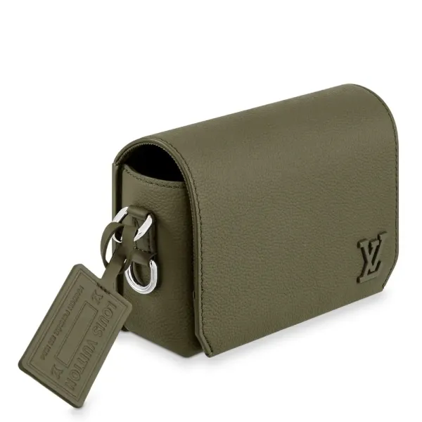 【2026】LV 【残り僅か】Louis Vuitton ウエアラブルウォレット ショルダー  M82085M82086 17.3 x 12 x 7 cm