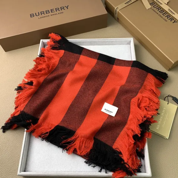 【2026】【BURBERRY バーバリー】オートクチュール ファッション トランジショナル カラー ロング ビアード スカーフ35*240CM 【2026】【BURBERRY バーバリー】オートクチュール ファッション トランジショナル カラー ロング ビアード スカーフ35*240CM