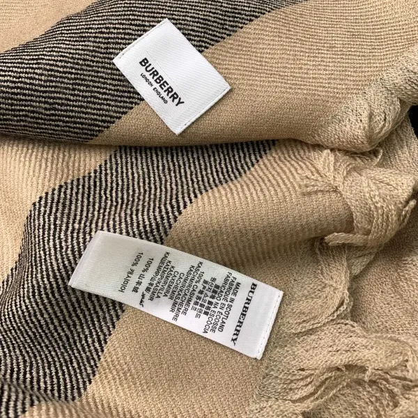 【2026】【BURBERRY バーバリー】オートクチュール ファッション トランジショナル カラー ロング ビアード スカーフ35*240CM 【2026】【BURBERRY バーバリー】オートクチュール ファッション トランジショナル カラー ロング ビアード スカーフ35*240CM