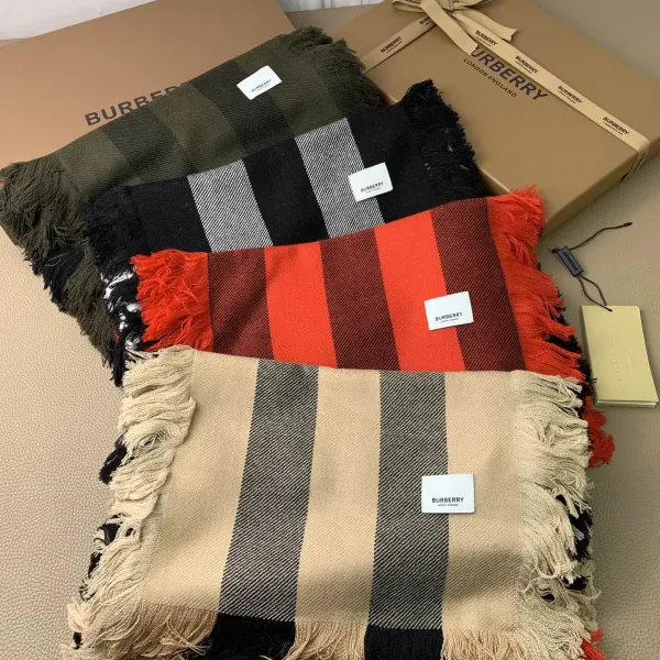 【2026】【BURBERRY バーバリー】オートクチュール ファッション トランジショナル カラー ロング ビアード スカーフ35*240CM 【2026】【BURBERRY バーバリー】オートクチュール ファッション トランジショナル カラー ロング ビアード スカーフ35*240CM