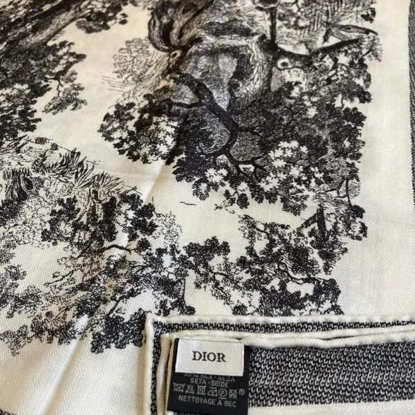 【2026】【DIOR ディオール 】オートクチュール ファッション トランジショナル カラー ロング ビアード スカーフ90*90CM