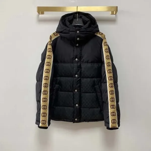 【2026】GUCCI GG パターン フロントボタン ダウンジャケット ブラック
