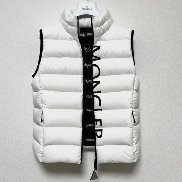 【2026】MONCLER Cenis ダウンベスト 1A0001253333 男女兼用 【2026】MONCLER Cenis ダウンベスト 1A0001253333 男女兼用