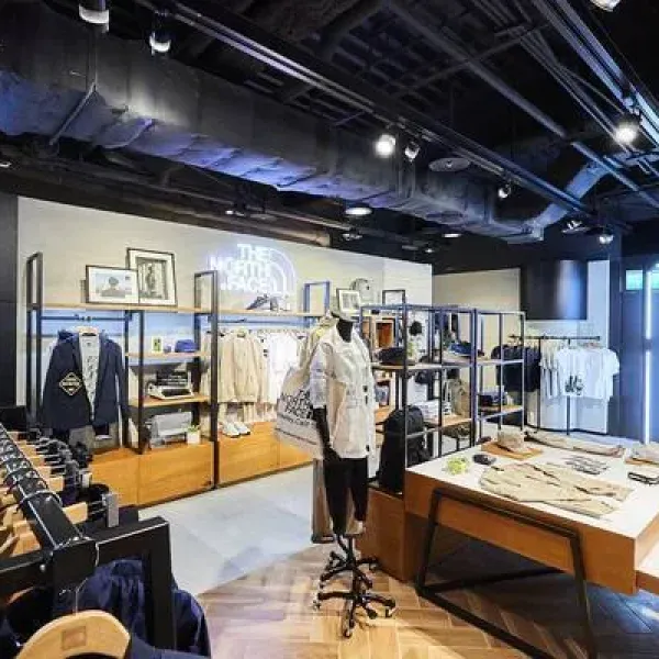 【2026】セーター着 【BALENCIAGA 公式旗艦店】ン セーター、ご好評に付き再入荷! 【2026】セーター着 【BALENCIAGA 公式旗艦店】ン セーター、ご好評に付き再入荷!