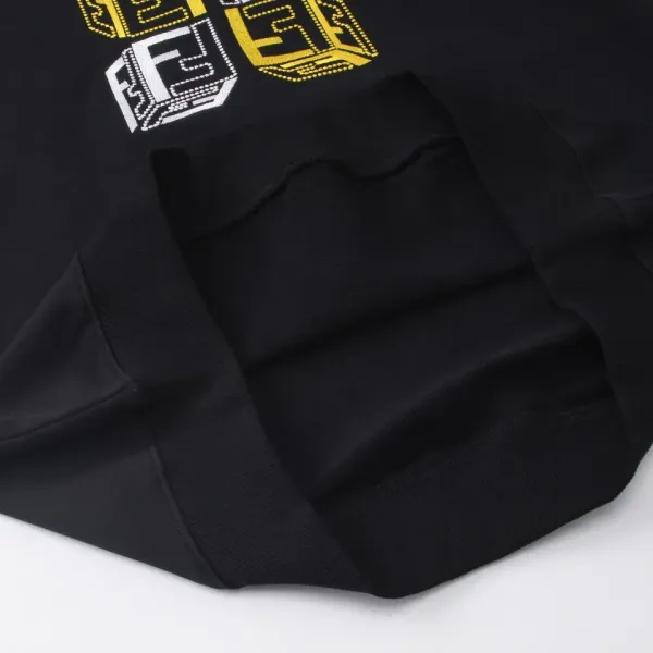 【2026】【FENDI  公式旗艦店】フェンディ丸首の衛衣 スウェット ご好評に付き再入荷！