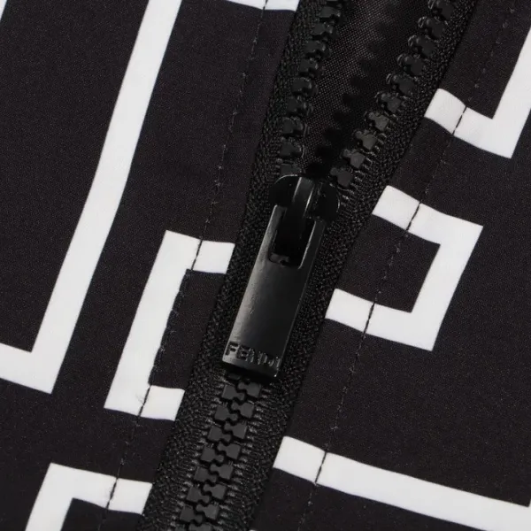 【2026】【FENDI 公式旗艦店】フェンディ ジャケット着 好評に付き再入荷! 【2026】【FENDI 公式旗艦店】フェンディ ジャケット着 好評に付き再入荷!