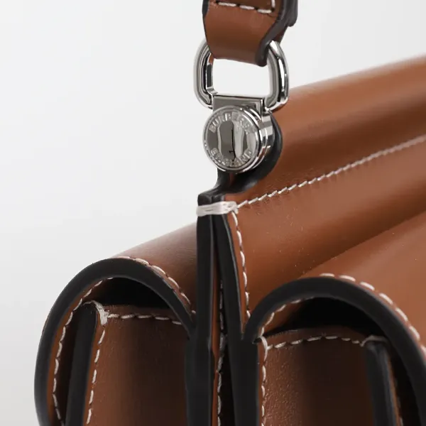 【2026】Burberry Mini Horseferry Print タイトルバッグ