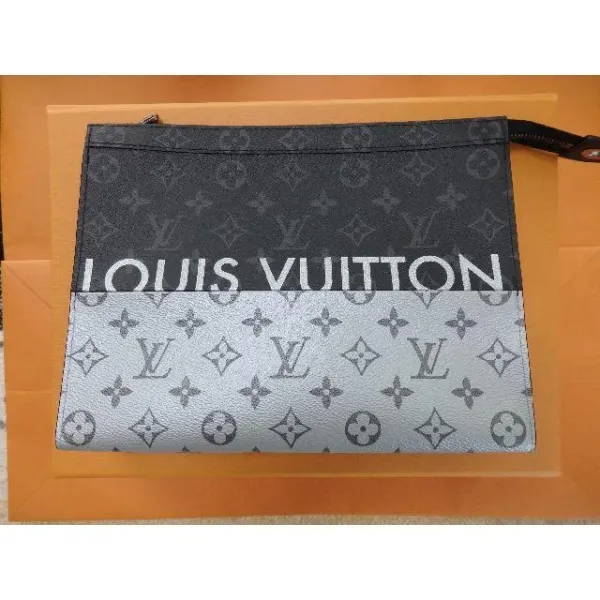 【2026】LV LOUIS VUITTON(ルイヴィトン モノグラム) クラッチバッグ ハンドバッグ セカンドバッグ メンズ パーティー バッグ M63039 26.5*21*6cm