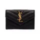 【2026】YSL 【SAINT LAURENT】モノグラム スモール エンベロープウォレット(グレイン ド プードル/エンボスレザー) 【2026】YSL 【SAINT LAURENT】モノグラム スモール エンベロープウォレット(グレイン ド プードル/エンボスレザー)