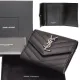 【2026】YSL 【SAINT LAURENT】モノグラム マルチフォールドウォレット(グレインドプードル/エンボスレザー)10 X 9 X 3 CM 【2026】YSL 【SAINT LAURENT】モノグラム マルチフォールドウォレット(グレインドプードル/エンボスレザー)10 X 9 X 3 CM