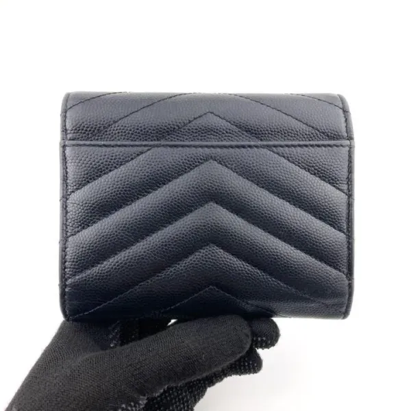 【2026】YSL 【SAINT LAURENT】モノグラム マルチフォールドウォレット(グレインドプードル/エンボスレザー)10 X 9 X 3 CM 【2026】YSL 【SAINT LAURENT】モノグラム マルチフォールドウォレット(グレインドプードル/エンボスレザー)10 X 9 X 3 CM