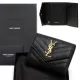 【2026】SAINT LAURENT YSL モノグラム コンパクト スリーフォールド ウォレット（ブラック／テクスチャードキルティングレザー）12.5*10*2.5cm