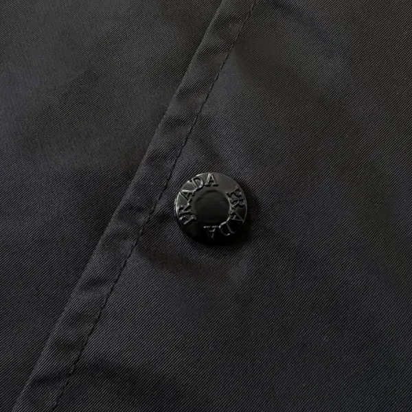 【2026】【PRADA公式旗艦店】プラダ シャツ ご好評に付き再入荷! 【2026】【PRADA公式旗艦店】プラダ シャツ ご好評に付き再入荷!