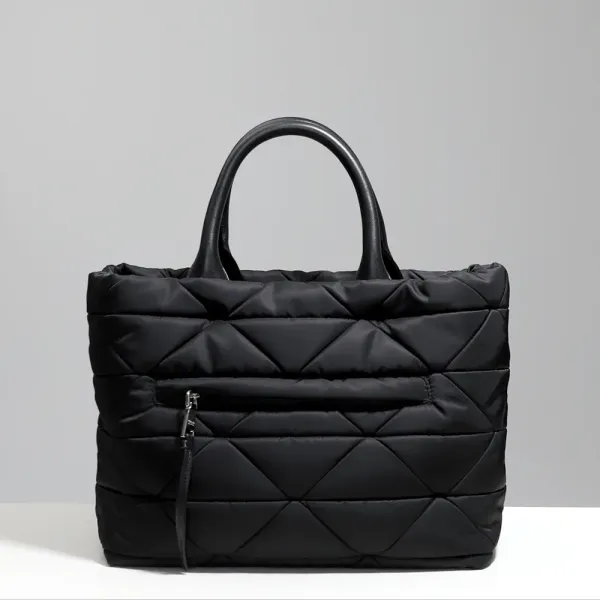 【2026】PRADA RE-NYLON ミディアム パデッドトートバッグ 33*26*17cm 【2026】PRADA RE-NYLON ミディアム パデッドトートバッグ 33*26*17cm