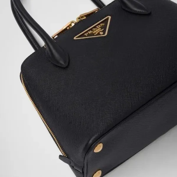 【2026】★PRADA直営店★プロムナード サフィアーノ レザーバッグ 28*22*9cm