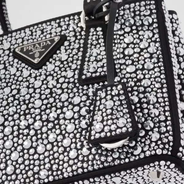 【2026】★PRADA直営店★ガレリア クリスタル サテン ミニバッグ 【2026】★PRADA直営店★ガレリア クリスタル サテン ミニバッグ