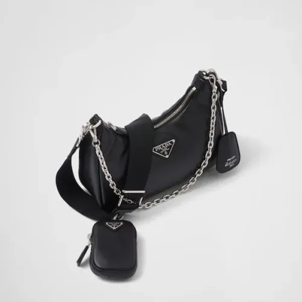 【2026】★PRADA直営店★RE-EDITION ナッパレザー ショルダーバッグ 22*18*6.5cm