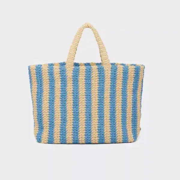 【2026】【PRADA】パリ限定！長澤まさみさん着用！夏らしいムードの大人気のラフィアトートバッグ！！