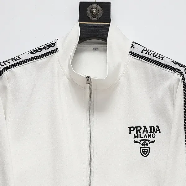 【2026】【Prada】( プラダ ) 男女兼用、ご好評に付き再入荷! 【2026】【Prada】( プラダ ) 男女兼用、ご好評に付き再入荷!