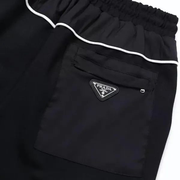 【2026】【Prada】( プラダ ) 男女兼用、ご好評に付き再入荷! 【2026】【Prada】( プラダ ) 男女兼用、ご好評に付き再入荷!