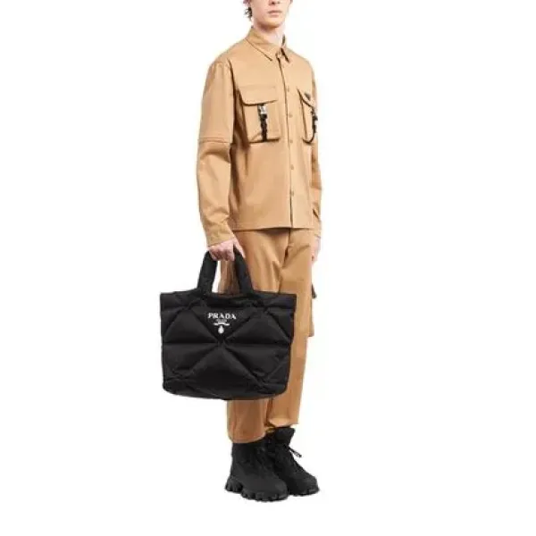 【2026】特価 3日で入荷します VERY雑誌掲載 PRADA 新作 パデッドRe Nylon トートバッグ-BUYMA 【2026】特価 3日で入荷します VERY雑誌掲載 PRADA 新作 パデッドRe Nylon トートバッグ-BUYMA