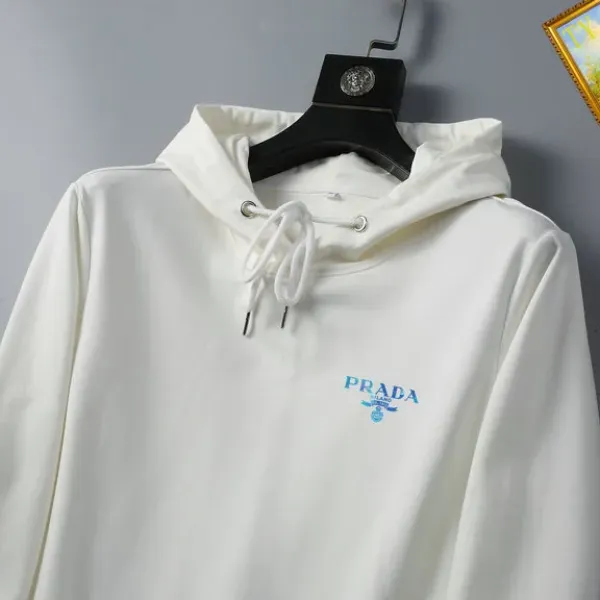 【2026】【Prada】( プラダ ) スウェット 男女兼用、ご好評に付き再入荷! 【2026】【Prada】( プラダ ) スウェット 男女兼用、ご好評に付き再入荷!