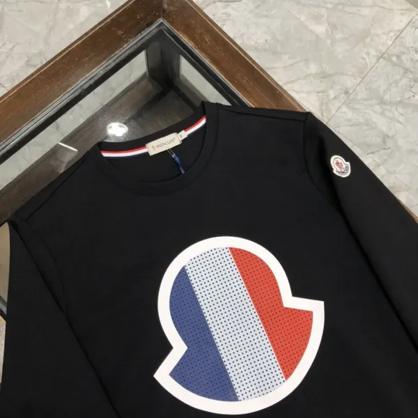 【2026】【MONCLER】モンクレール スウェットシャツ 男女兼用、ご好評に付き再入荷! 【2026】【MONCLER】モンクレール スウェットシャツ 男女兼用、ご好評に付き再入荷!