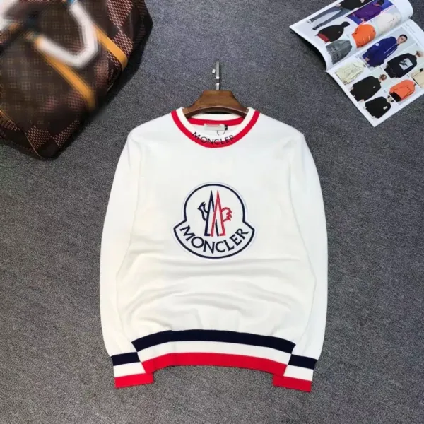 【2026】【MONCLER】モンクレール スウェットシャツ 男女兼用、ご好評に付き再入荷！