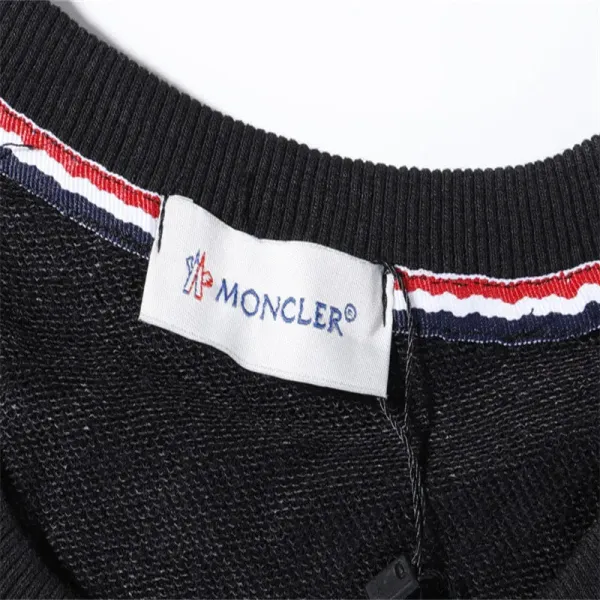 【2026】 【MONCLER】モンクレール  スウェットシャツ 男女兼用、ご好評に付き再入荷！