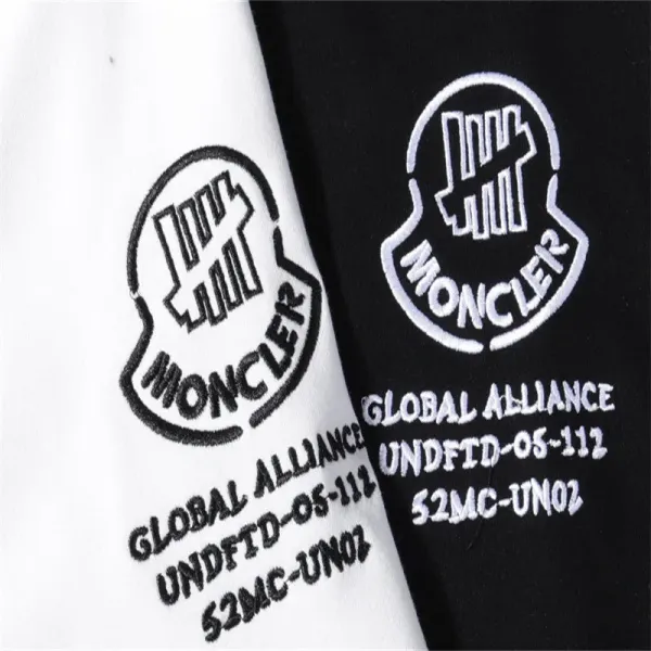 【2026】 【MONCLER】モンクレール  スウェットシャツ 男女兼用、ご好評に付き再入荷！