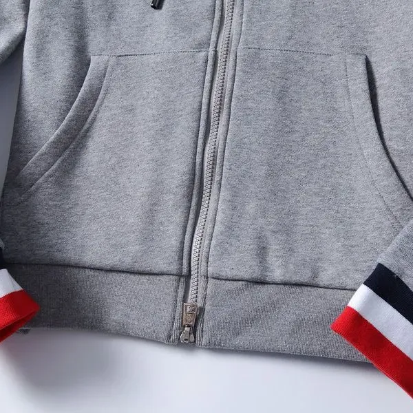 【2026】【MONCLER】モンクレール スウェットシャツ 男女兼用、ご好評に付き再入荷! 【2026】【MONCLER】モンクレール スウェットシャツ 男女兼用、ご好評に付き再入荷!