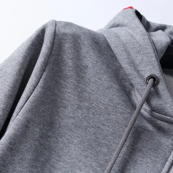 【2026】【MONCLER】モンクレール スウェットシャツ 男女兼用、ご好評に付き再入荷! 【2026】【MONCLER】モンクレール スウェットシャツ 男女兼用、ご好評に付き再入荷!