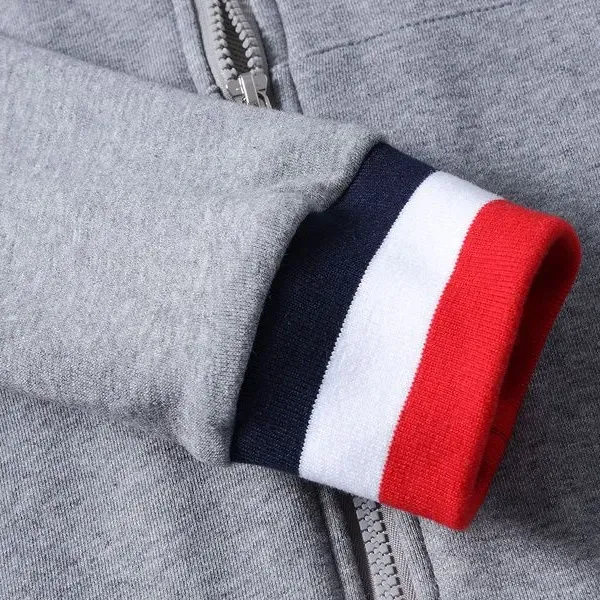 【2026】【MONCLER】モンクレール スウェットシャツ 男女兼用、ご好評に付き再入荷! 【2026】【MONCLER】モンクレール スウェットシャツ 男女兼用、ご好評に付き再入荷!