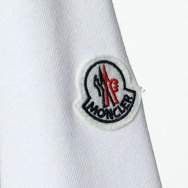 【2026】【MONCLER】男女兼用、ご好評に付き再入荷! 【2026】【MONCLER】男女兼用、ご好評に付き再入荷!