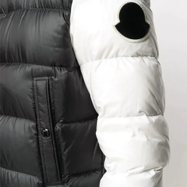 【2026】【MONCLER日本公式許可旗艦店】(モンクレール)ご好評に付き再入荷!!【男女兼用】 【2026】【MONCLER日本公式許可旗艦店】(モンクレール)ご好評に付き再入荷!!【男女兼用】