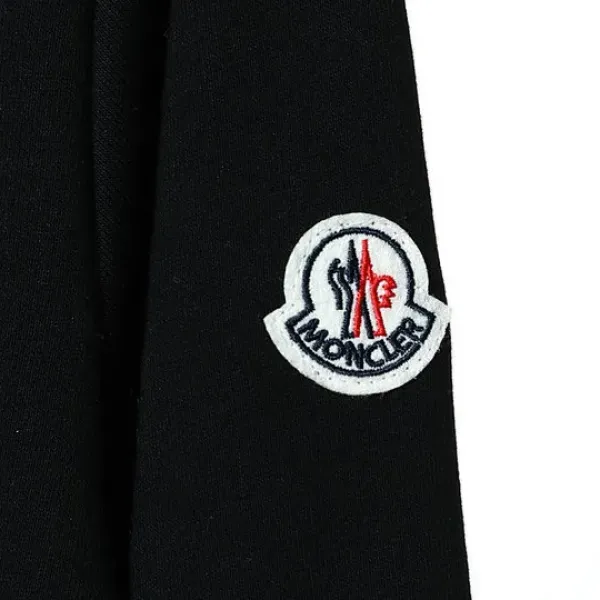 【2026】【MONCLER】モンクレール スウェットシャツ 男女兼用【即日出荷】