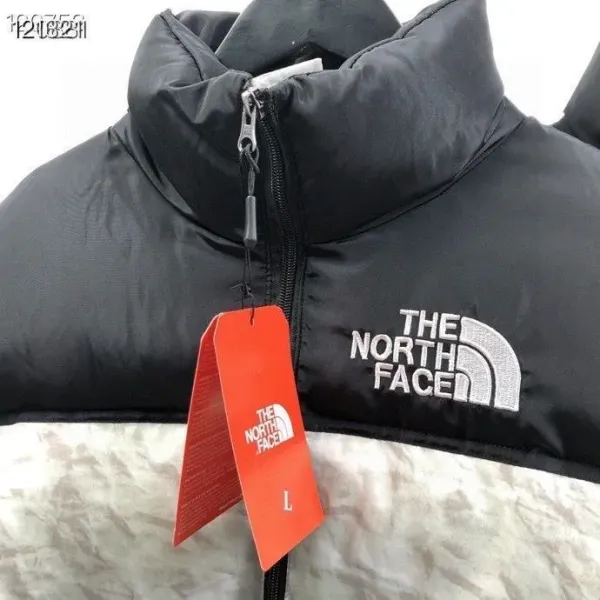 【2026】【The North Face × Supreme】【全国送料無料】【即日出荷】数量限定発売 ダウンジャケット 【2026】【The North Face × Supreme】【全国送料無料】【即日出荷】数量限定発売 ダウンジャケット