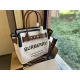 【2026】【BURBERRY 公式旗艦店】バーバリー ハンドバッグ 当日出荷 好評に付き再入荷!33*29CM 【2026】【BURBERRY 公式旗艦店】バーバリー ハンドバッグ 当日出荷 好評に付き再入荷!33*29CM