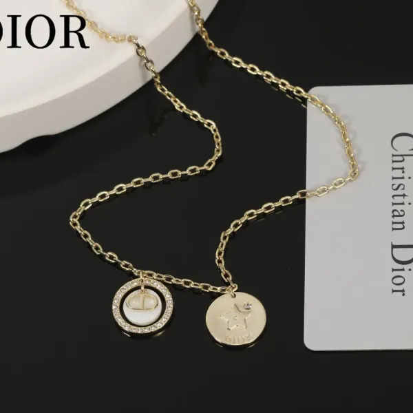 【2026】【 DIOR】ネックレス、新しいネックレス万能シンプルファッションオーナメント 【2026】【 DIOR】ネックレス、新しいネックレス万能シンプルファッションオーナメント