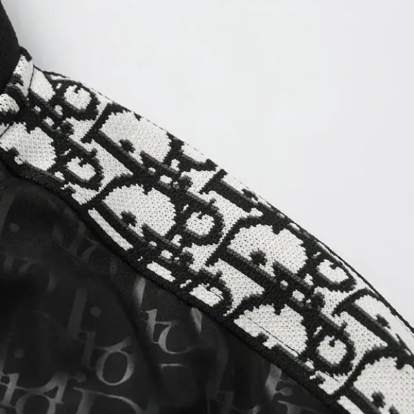 【2026】【DIOR 公式旗艦店】ディオール  ジャケット着好評に付き再入荷！