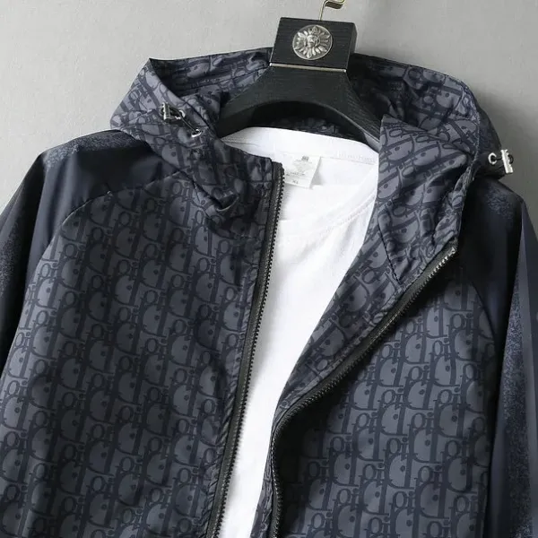 【2026】【DIOR 公式旗艦店】ディオール  ジャケット着好評に付き再入荷！