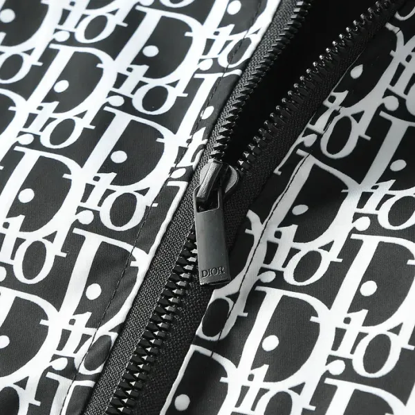 【2026】【DIOR 公式旗艦店】ディオール ジャケット着好評に付き再入荷! 【2026】【DIOR 公式旗艦店】ディオール ジャケット着好評に付き再入荷!