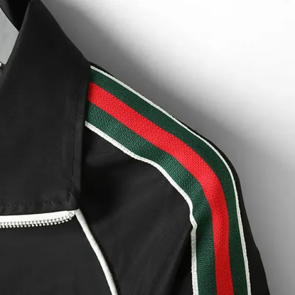 【2026】【GUCCI 公式旗艦店】グッチ ジャケット着好評に付き再入荷! 【2026】【GUCCI 公式旗艦店】グッチ ジャケット着好評に付き再入荷!